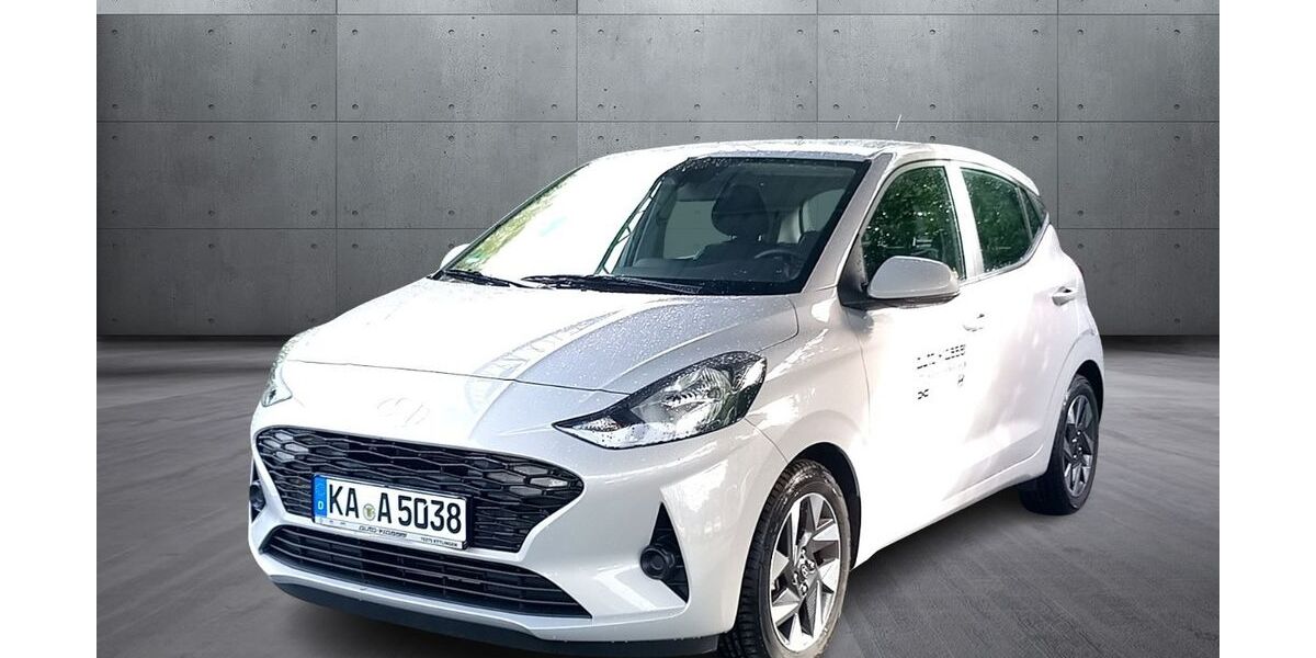 Hyundai i10 8.750 km 17.990 &euro; Ettlingen 76275