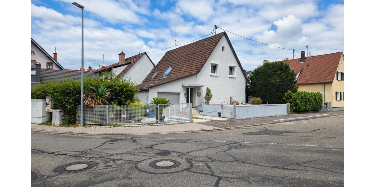 Haus zum Kaufen in Karlsruhe 469.000 € 150 m² 6 zimmer