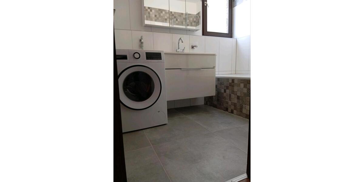 Etagenwohnung Gerlingen - 2.5 Zimmer, 73 m&sup2;, 299.000&euro; | Angebot:25803237