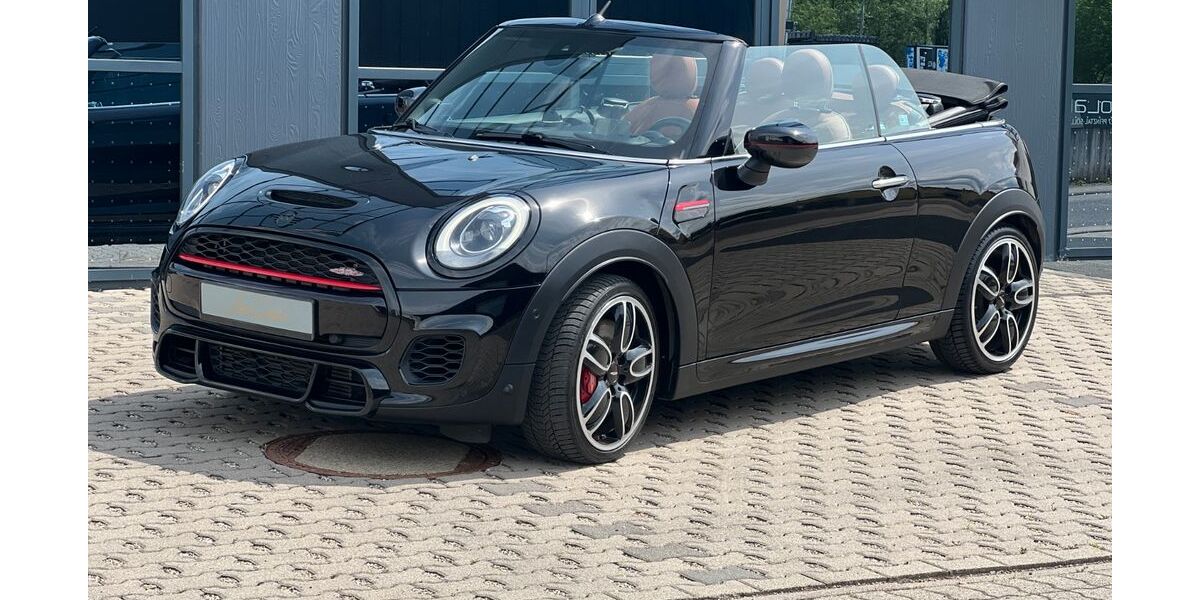 Mini John Cooper Works 126.248 km 21.555 &euro; Pfinztal 76327