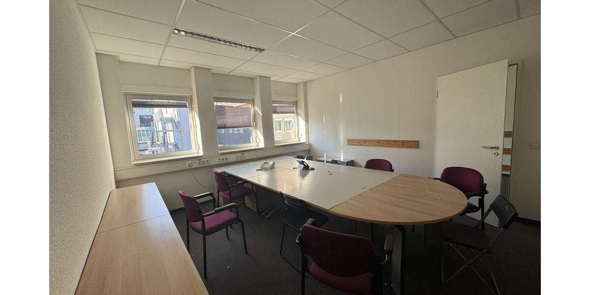 Moderne und Hochwertige Büro - und Gewerbefläche im Herzen von Karlsruhe (Waldstraße) Innenstadt Kern zimmer