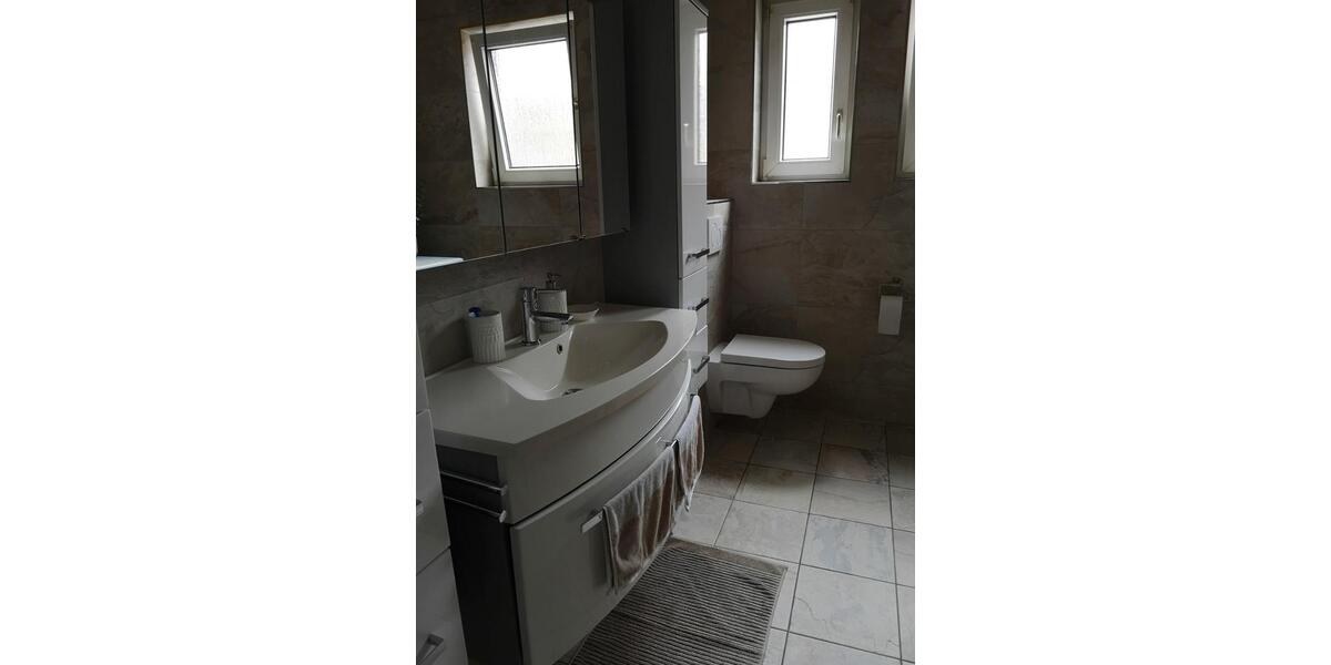 Erdgeschoßwohnung Renningen - 4 Zimmer, 98 m&sup2;, 485.000&euro; | Angebot:27092118