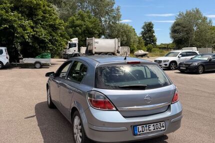 Opel Astra 112.000 km 2.690 &euro; Stutensee 76297