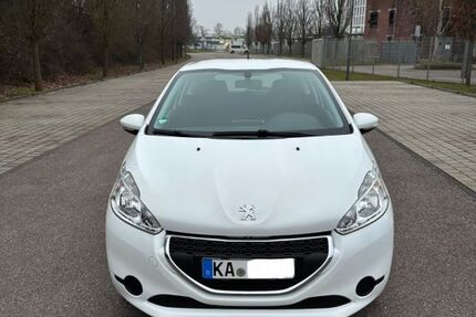 Peugeot 208 114.100 km 4.900 &euro; Bruchsal 76646