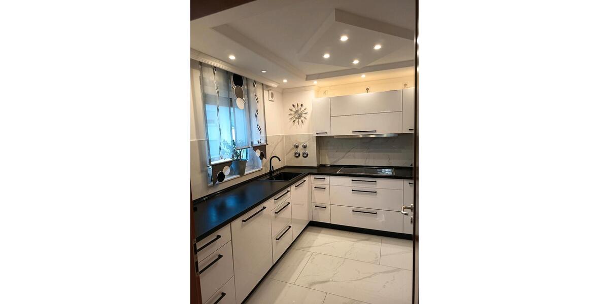 Etagenwohnung Pforzheim Nordstadt - 4 Zimmer, 110 m&sup2;, 359.000&euro; | Angebot:27166097