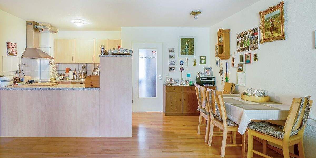 Etagenwohnung Karlsruhe / Südstadt Südstadt - 3 Zimmer, 79 m&sup2;, 390.000&euro; | Angebot:25727441