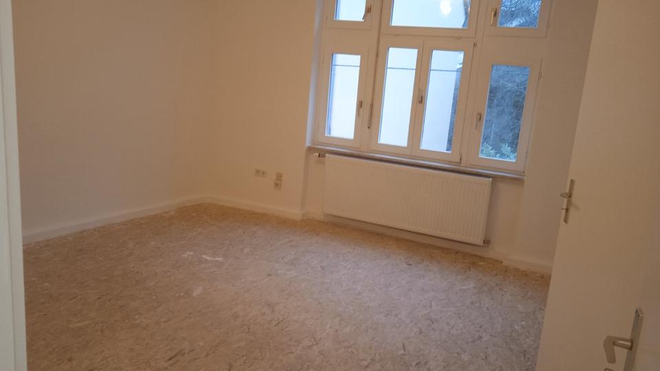 Etagenwohnung Pforzheim Büchenbronn - 3 Zimmer, 69 m&sup2;, 490&euro; | Angebot:25105281