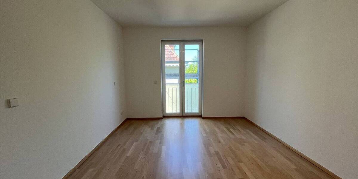 Etagenwohnung Karlsruhe Nordstadt - 4 Zimmer, 119 m&sup2;, 1.700&euro; | Angebot:26486220