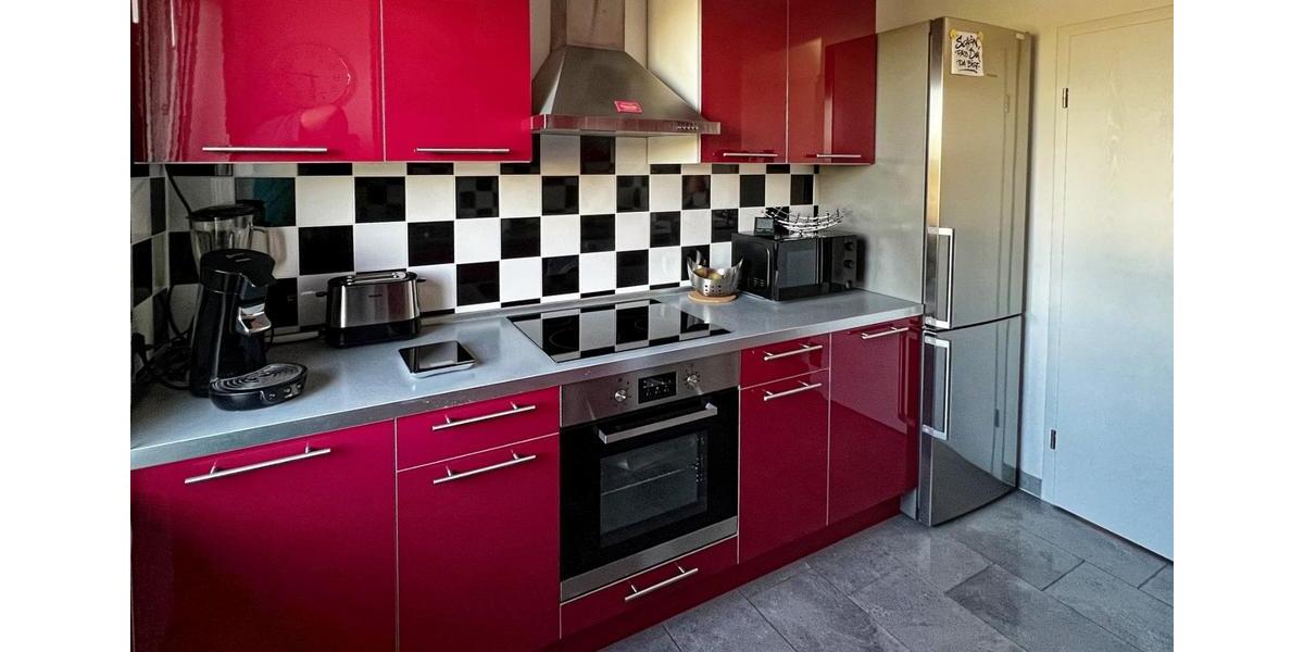 Helle 3-ZKB mit Tageslichtbad in der KA-Oststadt zu verkaufen 3 zimmer