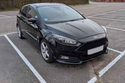 Ford Focus 113.000 km 15.000 &euro; Gaggenau 76571
