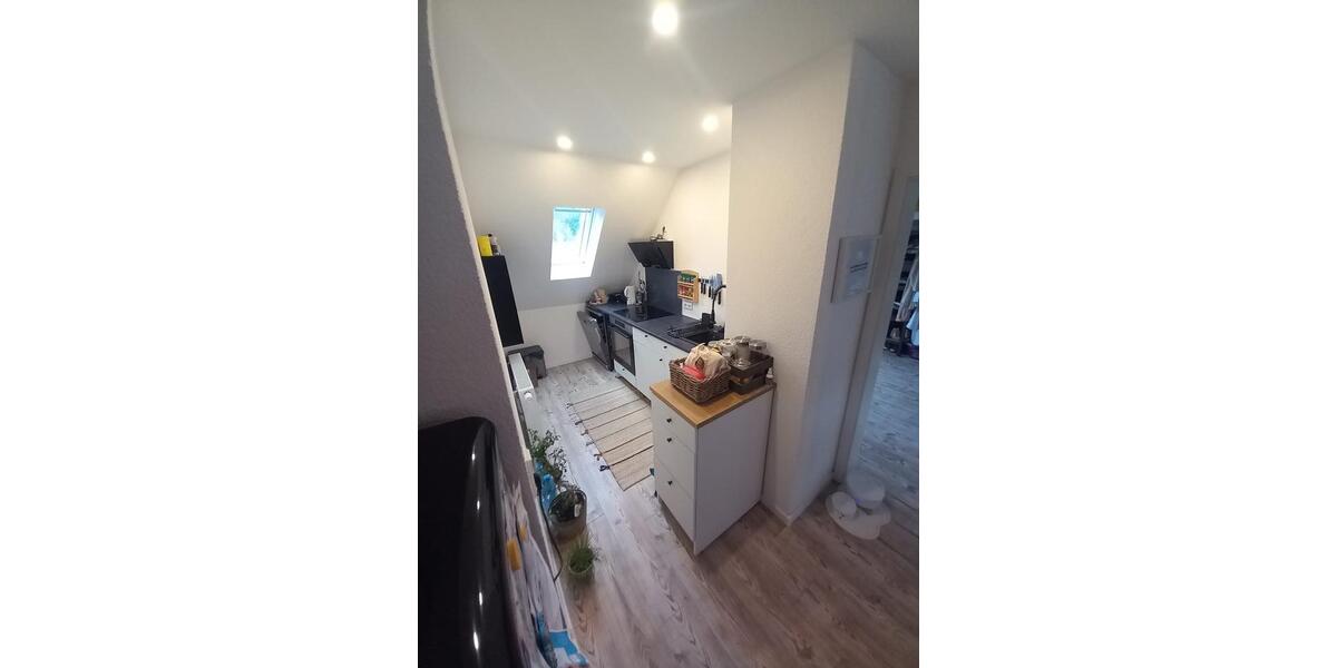 Dachgeschoßwohnung Pforzheim Eutingen - 2.5 Zimmer, 70 m&sup2;, 960&euro; | Angebot:25760599