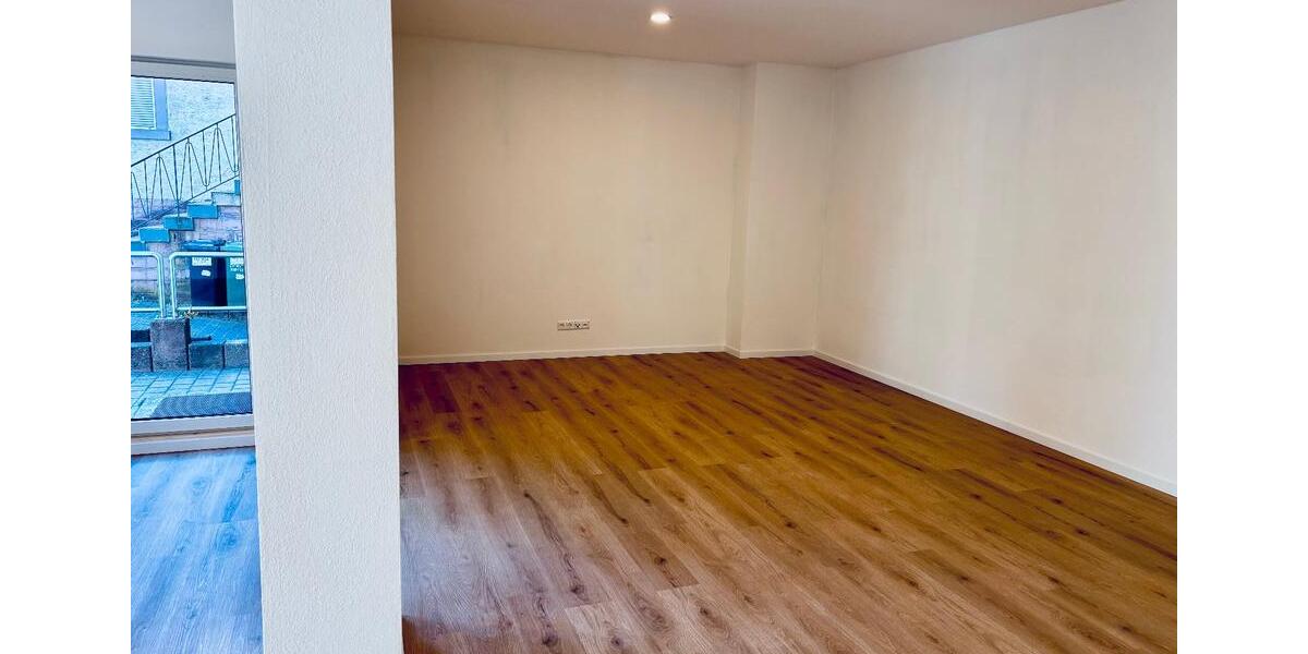Erdgeschoßwohnung Karlsbad - 3 Zimmer, 152 m&sup2;, 1.150&euro; | Angebot:26326759