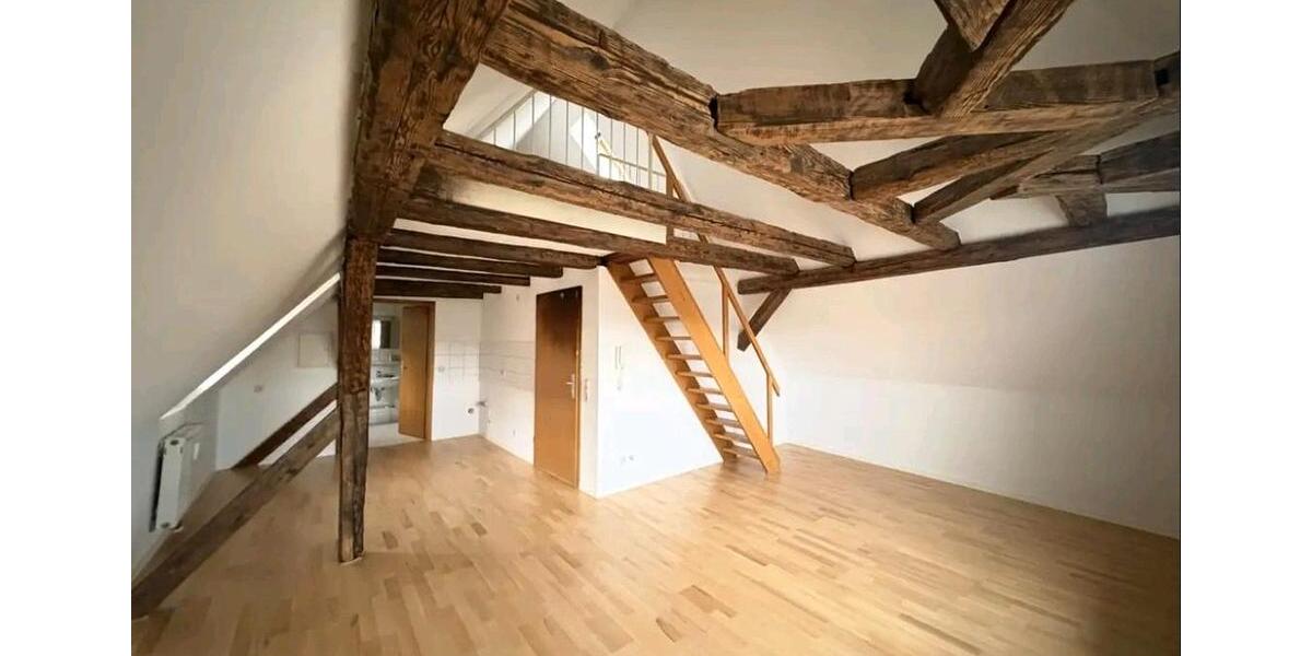 Dachgeschoßwohnung Vaihingen an der Enz - 2 Zimmer, 42 m&sup2;, 670&euro; | Angebot:25658022