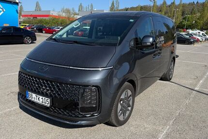 Hyundai STARIA 176.000 km 26.599 &euro; Sindelfingen 71065