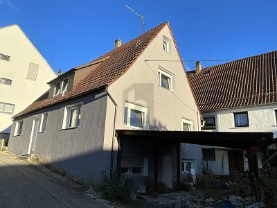 CHARMANTES ANWESEN KOMPLETT SANIERT