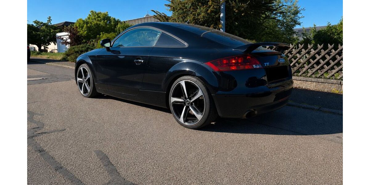 Audi TT 210.000 km 8.999 &euro; Neubulach 75387