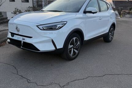 MG ZS 29.500 km 16.900 &euro; Schwieberdingen 71701