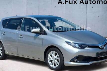 Toyota Auris 64.350 km 14.700 &euro; Birkenfeld 75217