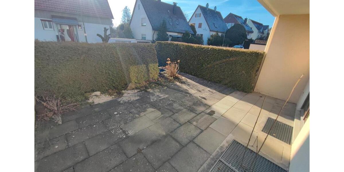 Doppelhaushälfte mit Garage, 3 Stellplätze, Terrasse & Balkon 6 zimmer