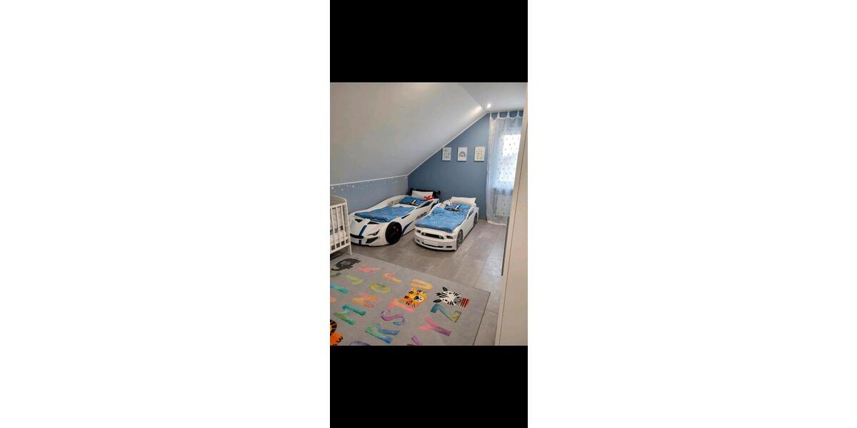 Dachgeschoßwohnung Oberderdingen - 4 Zimmer, 105 m&sup2;, 1.150&euro; | Angebot:26238384