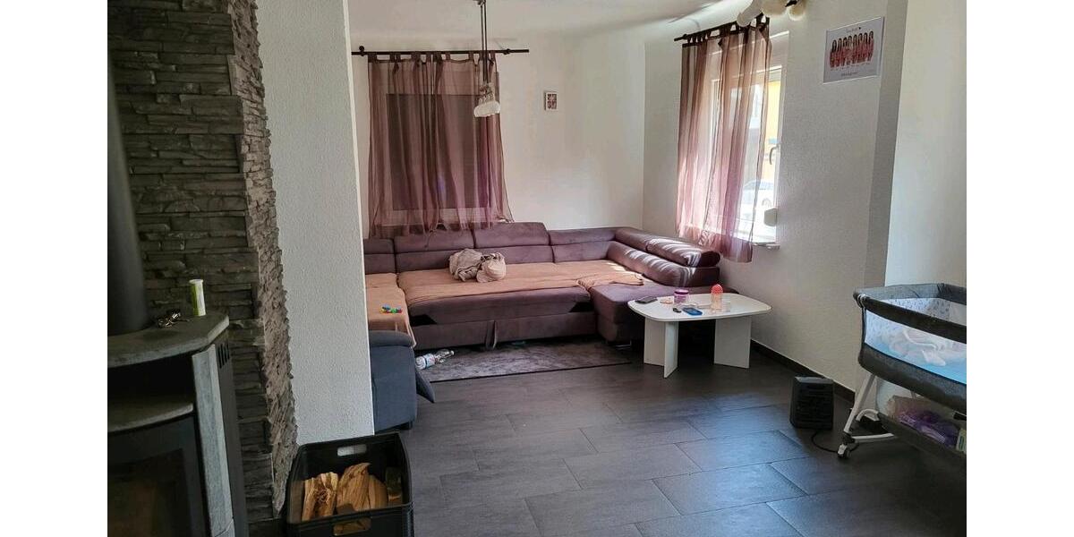 Erdgeschoßwohnung Straubenhardt - 3 Zimmer, 90 m&sup2;, 980&euro; | Angebot:26362702