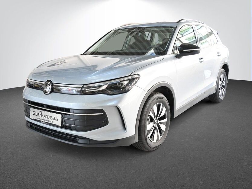 VW Tiguan 22.000 km 39.980 € Karlsruhe 76131