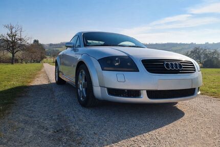 Audi TT 214.300 km 4.700 &euro; Wurmberg 75449