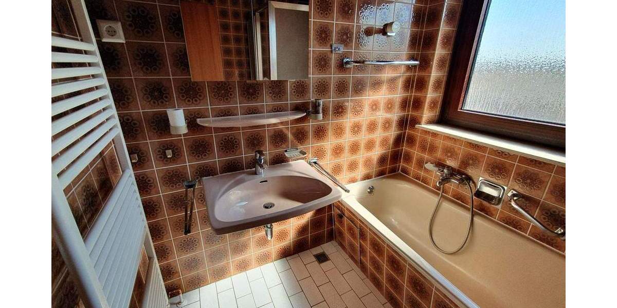 Etagenwohnung Markgröningen - 3 Zimmer, 275.000&euro; | Angebot:25802210