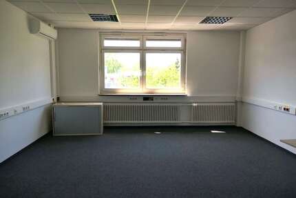 Büro in Niefern 1.200 € 150 m²