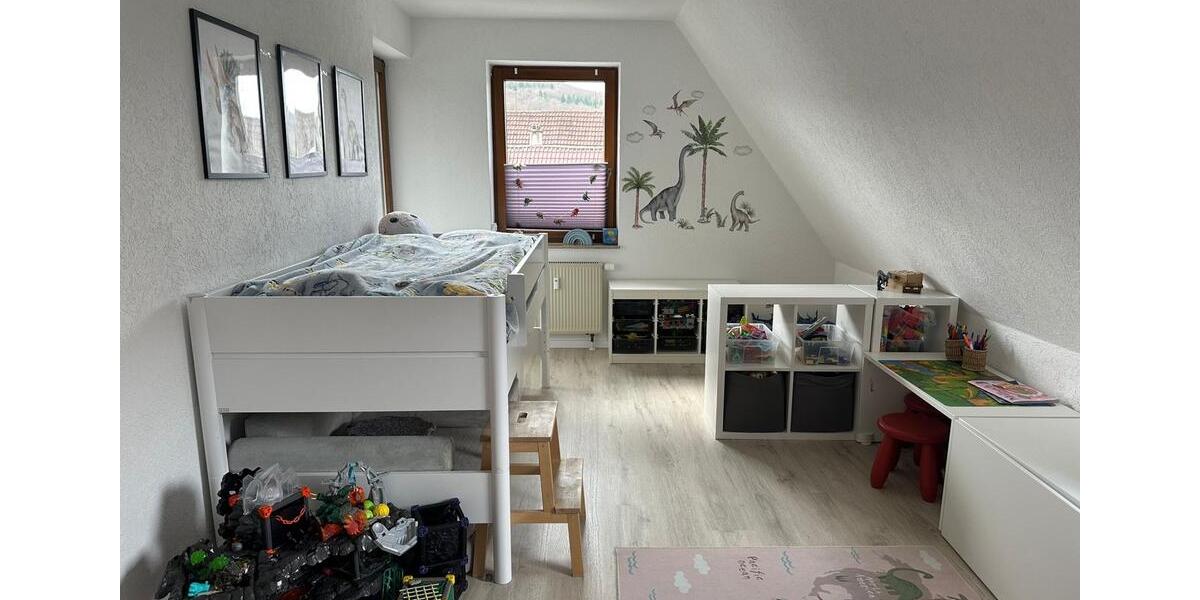 Maisonettenwohnung Weil der Stadt - 4.5 Zimmer, 92 m&sup2;, 389.000&euro; | Angebot:25660120