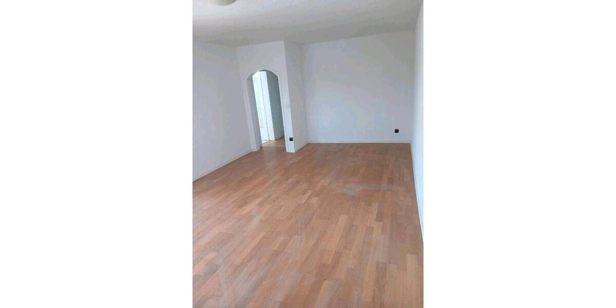 Etagenwohnung Pforzheim Nordstadt - 2 Zimmer, 74 m&sup2;, 700&euro; | Angebot:26059742