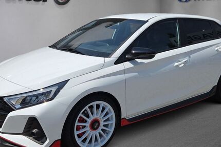 Hyundai i20 13.800 km 25.990 &euro; Pforzheim 75177