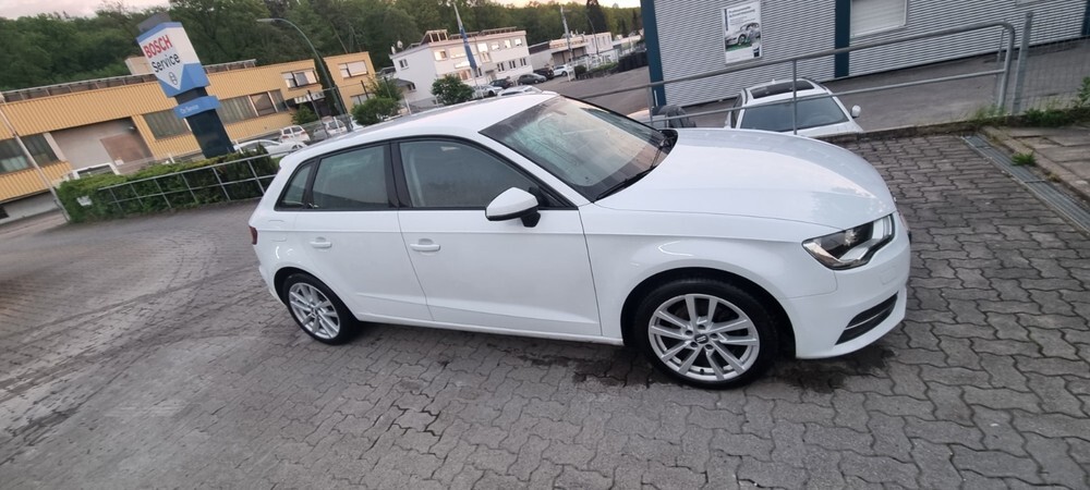 Audi A3 136.000 km 11.800 € Mühlacker 75417