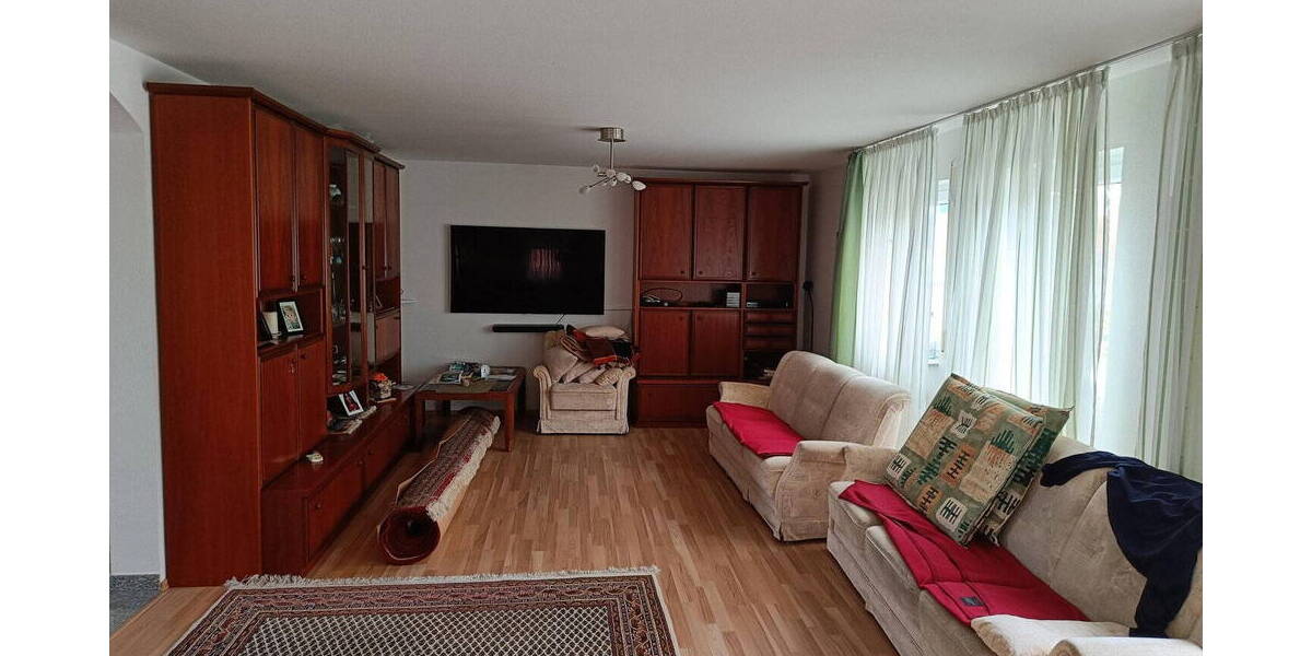Einfamilienhaus Wiernsheim - 5 Zimmer, 127 m&sup2;, 1.560&euro; | Angebot:26527569