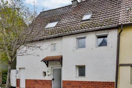 Einfamilienhaus mit 6 Zimmer in Mühlacker3 Etagen Privat 6 zimmer