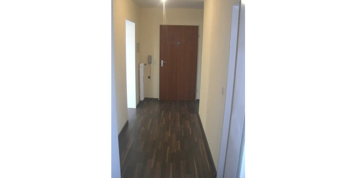 Etagenwohnung Straubenhardt - 3 Zimmer, 81 m&sup2;, 235.000&euro; | Angebot:23847097