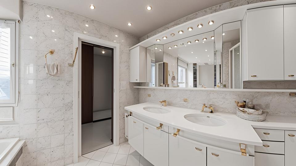 Erdgeschoßwohnung Weil der Stadt - 4.5 Zimmer, 169 m&sup2;, 1.860&euro; | Angebot:25809887