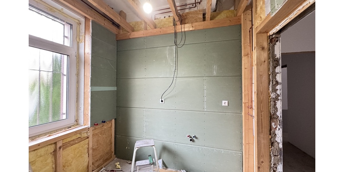 Teilsaniertes 3-Familienhaus in Pforzheim-Würm 14 zimmer