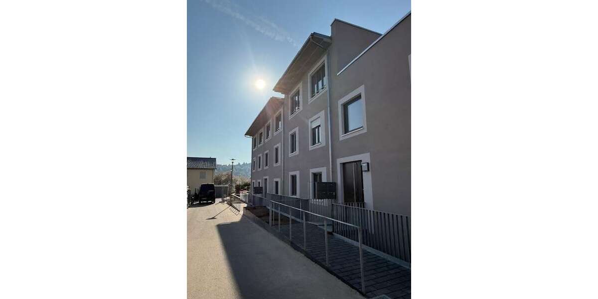 Etagenwohnung Pfinztal Söllingen - 2 Zimmer, 67 m&sup2;, 750&euro; | Angebot:27298921