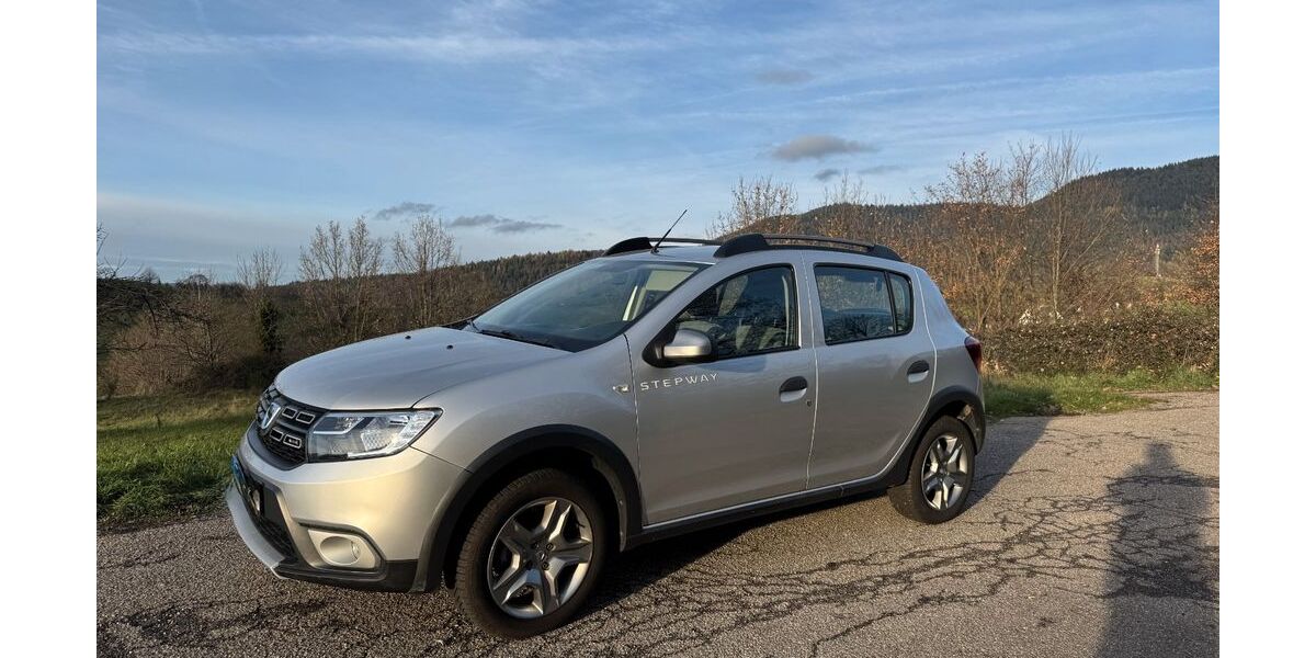 Dacia Sandero 59.500 km 9.100 &euro; Loffenau 76597