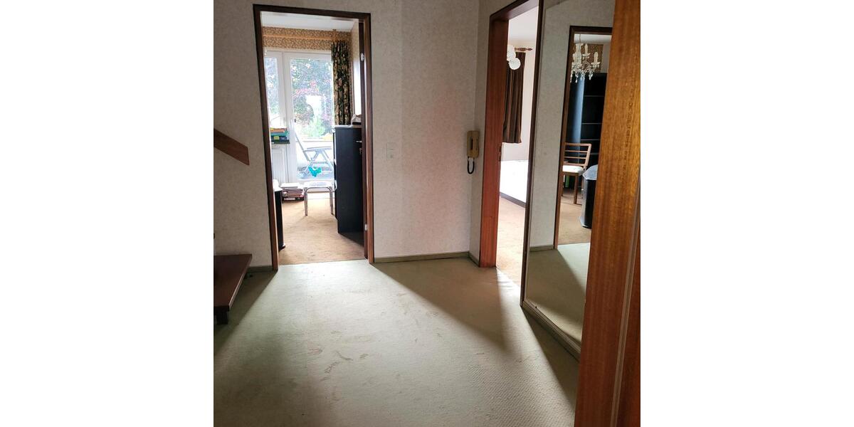 REIHENHAUS Einfamilienhaus Leonberg, 148m2 Wfl, 2 Garagenplätze 6 zimmer