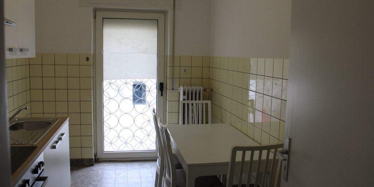 Etagenwohnung Karlsruhe Innenstadt-West - 3 Zimmer, 70 m&sup2;, 1.100&euro; | Angebot:25166981