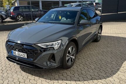 Audi Q8 e-tron 27.200 km 49.900 € Renningen 71272