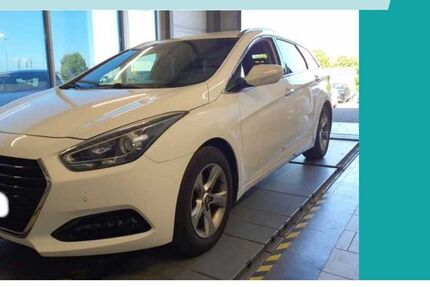 Hyundai i40 86.679 km 13.379 &euro; Calw 75365