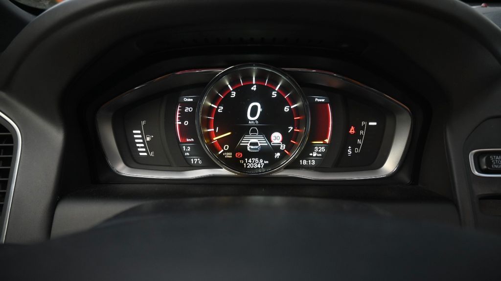 Volvo XC60 121.000 km 19.000 € PFORZHEIM 75177