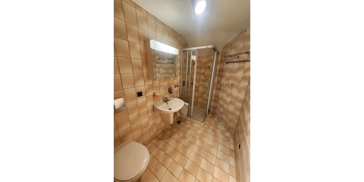 Einfamilienhaus Leonberg - 7.5 Zimmer, 187 m&sup2;, 790.000&euro; | Angebot:27217686