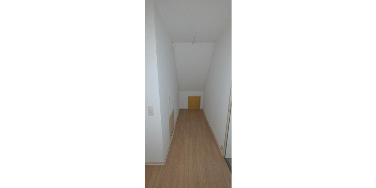 Dachgeschoßwohnung Sindelfingen - 1 Zimmer, 49 m&sup2;, 699&euro; | Angebot:26631987
