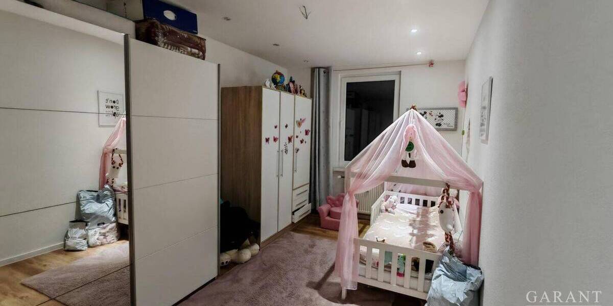 Etagenwohnung Pforzheim Dillweißenstein - 4 Zimmer, 93 m&sup2;, 235.000&euro; | Angebot:25747443