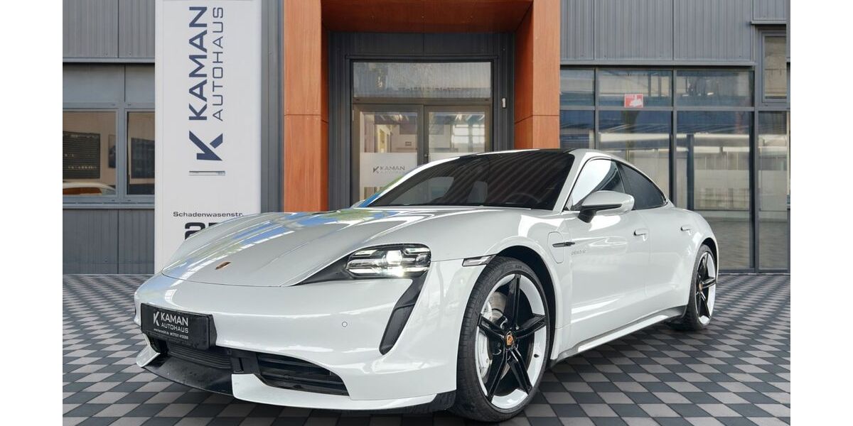 Porsche Taycan 2.500 km 86.500 &euro; Sindelfingen 71065
