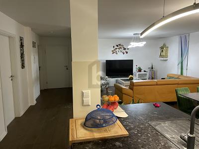 GERÄUMIGES UND HELLES WOHNKONZEPT 4 zimmer